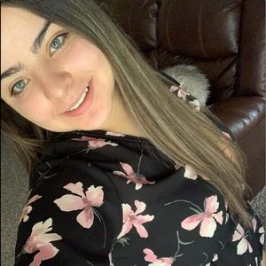 Meet your Posher, Adriana